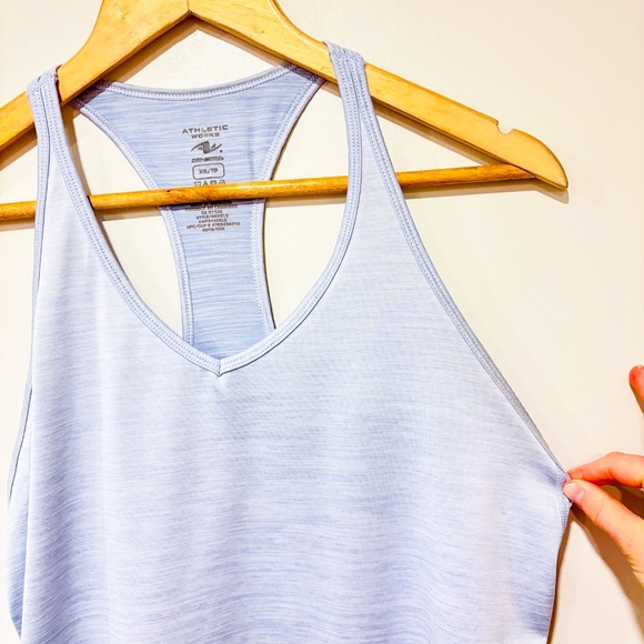 ATHLETIC WORKS light blue sports tank top | Activewear essential * - Picture 4 of 6